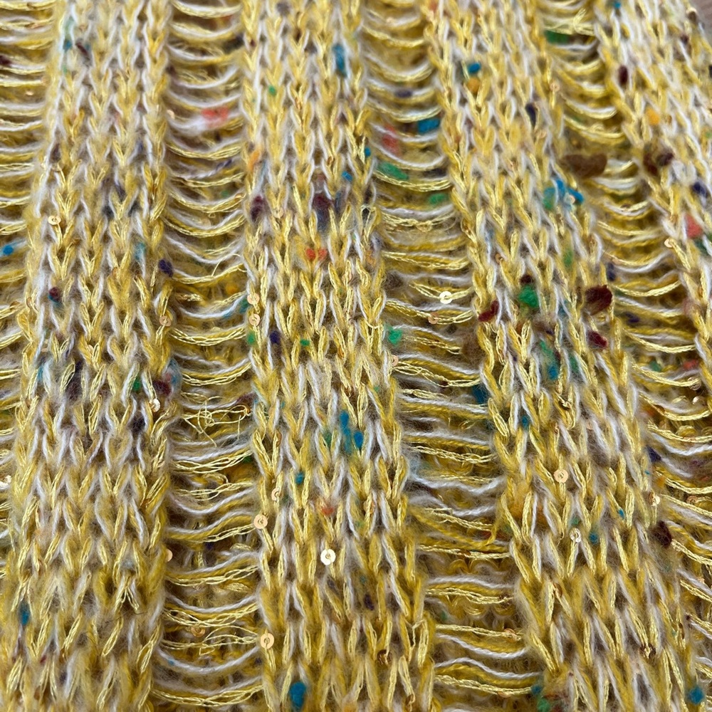Infiniti Scarf - Picture 3 of 3